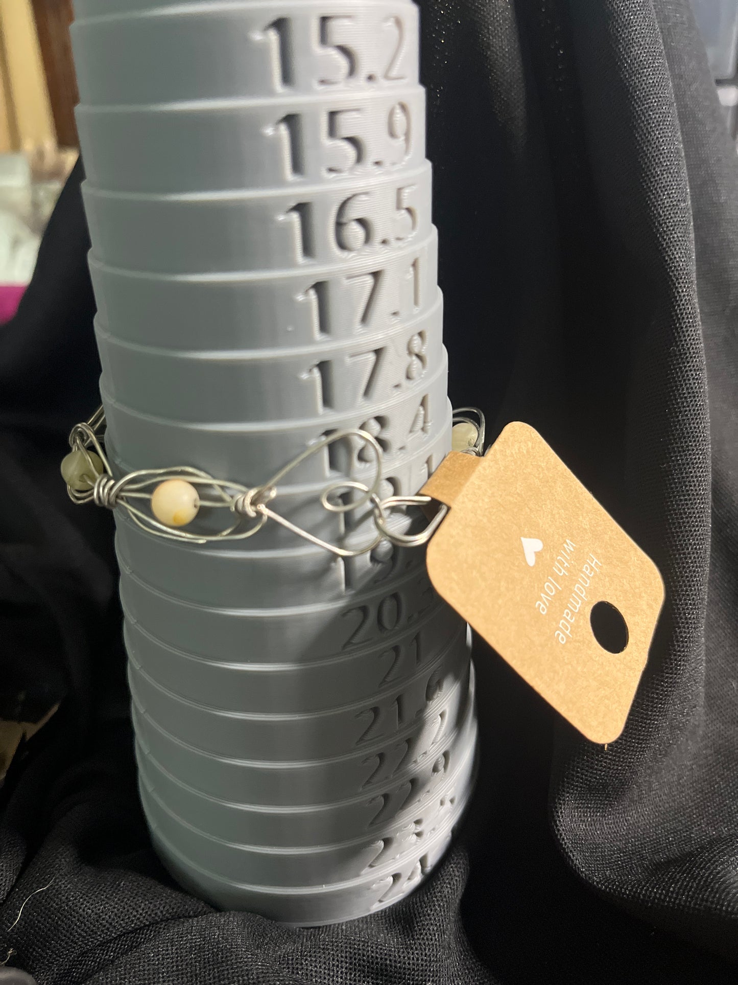 Afghanistan jade (sz 7.5)