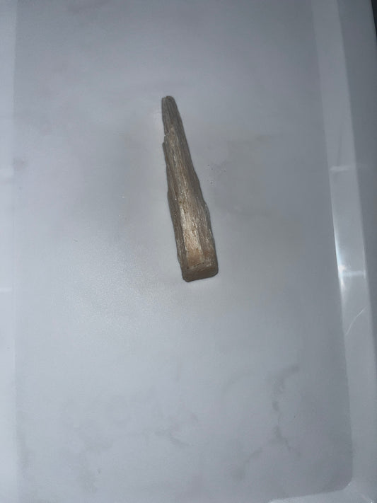 Raw peach Selenite