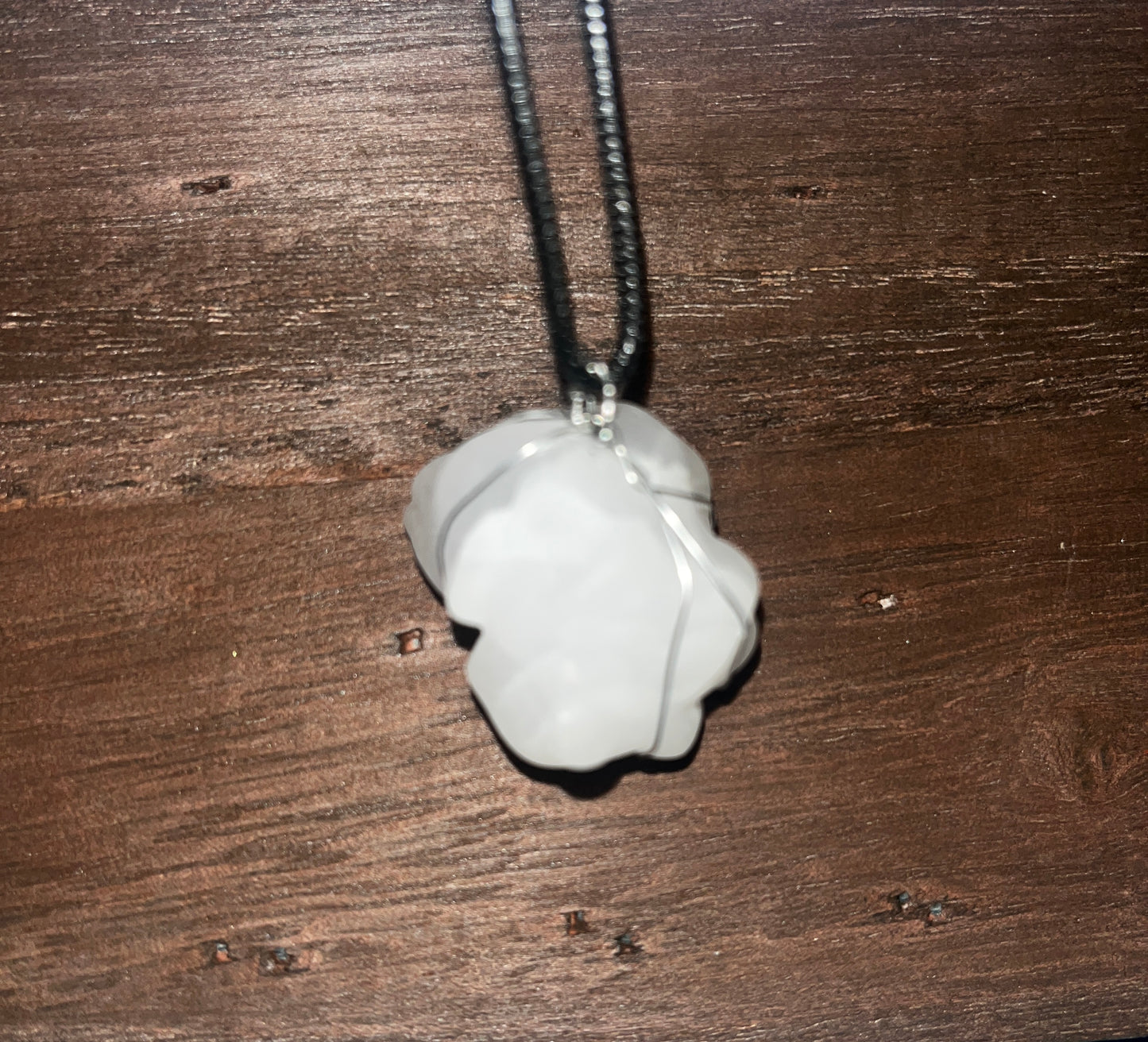 Quartz pendant