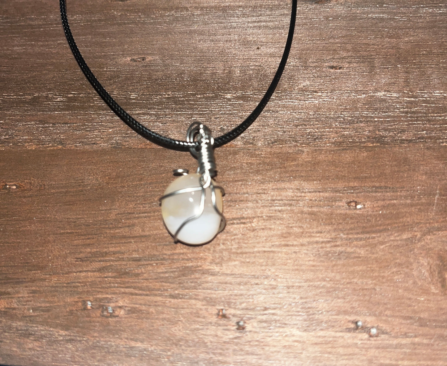 Agate pendant