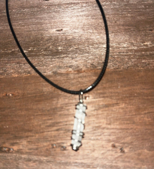 Quartz point pendant